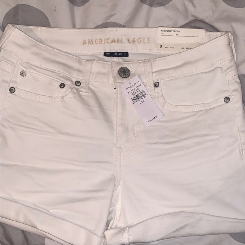 American Eagle Midi shorts